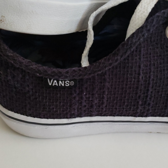 Van's shoes - Picture 2 of 10